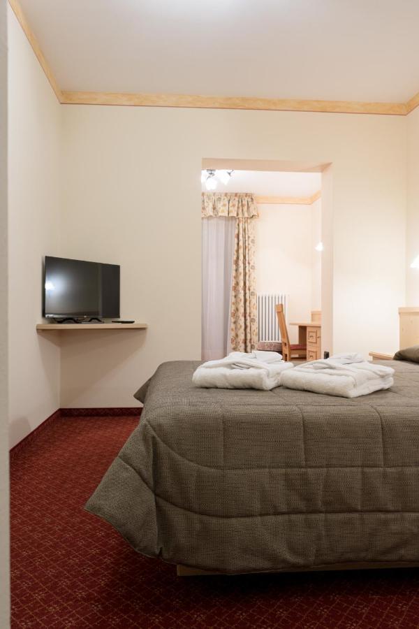 Hotel Crepei