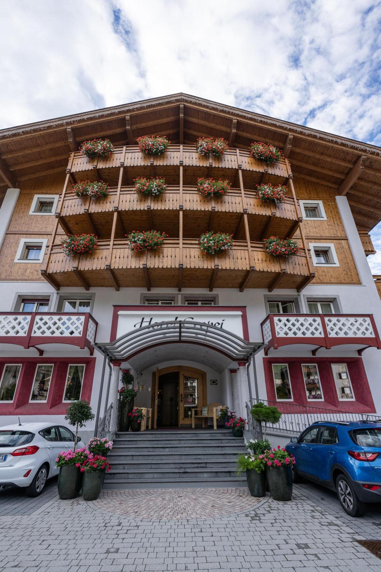 Crepei Hotel Pozza di Fassa